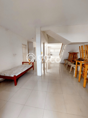 Rumah Modern 6 KT di Darmo permai Surabaya Rumah Modern 6 KT di Darmo permai Surabaya
