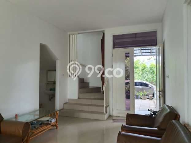 Hot Offer Hunian Premium Ideal dan Luas di Wiyung, Surabaya Hot Offer Hunian Premium Ideal dan Luas di Wiyung, Surabaya