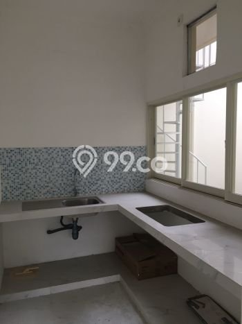 For Sale! Luxury House LT 200m2 Desain Elegan di Wisata Bukit Mas For Sale! Luxury House LT 200m2 Desain Elegan di Wisata Bukit Mas