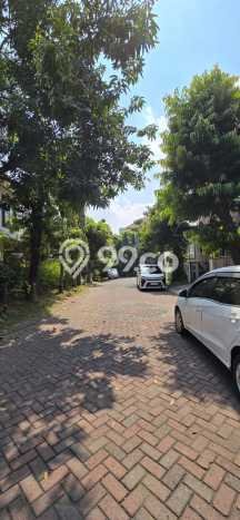 Ready to Use! Luxury House LT 224m2 Desain Modern di Graha Ready to Use! Luxury House LT 224m2 Desain Modern di Graha