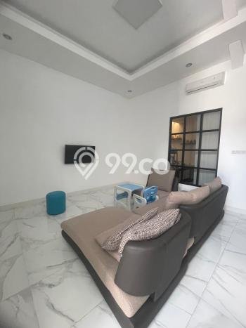 Rumah Eksklusif Siap Huni LT 199m2 di Wiyung, Surabaya Rumah Eksklusif Siap Huni LT 199m2 di Wiyung, Surabaya