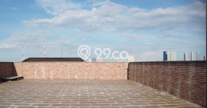 Rumah Luxury Modern Siap Huni di Citraland Surabaya Rumah Luxury Modern Siap Huni di Citraland Surabaya