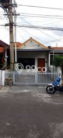 Dijual Hunian Rumah Terawat 3 Kamar di Dharma Husada, Surabaya Dijual Hunian Rumah Terawat 3 Kamar di Dharma Husada, Surabaya