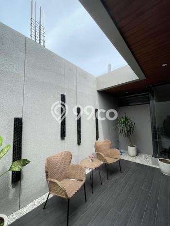 Rumah Elit Modern Siap Huni di Citraland Surabaya Rumah Elit Modern Siap Huni di Citraland Surabaya