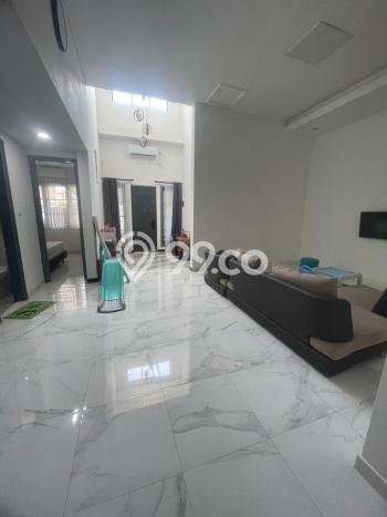 Rumah Eksklusif Siap Huni LT 199m2 di Wiyung, Surabaya Rumah Eksklusif Siap Huni LT 199m2 di Wiyung, Surabaya