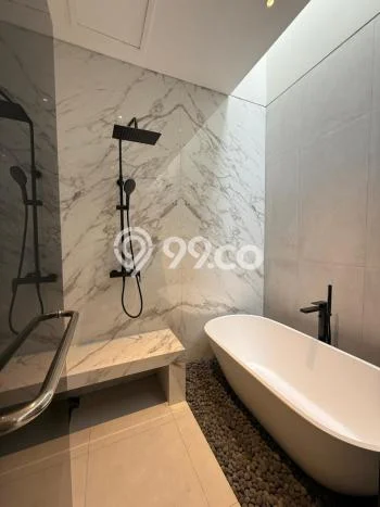 Hot Offer Hunian Premium Ideal dan Luas di Wiyung, Surabaya Hot Offer Hunian Premium Ideal dan Luas di Wiyung, Surabaya