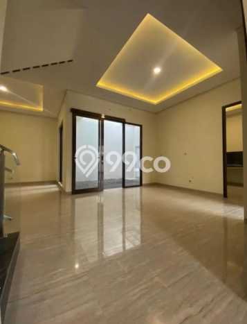 Dijual Rumah Mewah Megah Dengan View Cantik di Citraland, Surabaya Dijual Rumah Mewah Megah Dengan View Cantik di Citraland, Surabaya