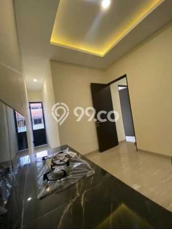 Dijual Rumah Mewah Megah Dengan View Cantik di Citraland, Surabaya Dijual Rumah Mewah Megah Dengan View Cantik di Citraland, Surabaya