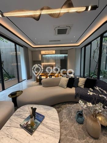 Hot Offer Hunian Premium Ideal dan Luas di Wiyung, Surabaya Hot Offer Hunian Premium Ideal dan Luas di Wiyung, Surabaya