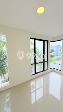 Jual Rumah Bagus Siap Huni LB 62m2 di Citraland, Surabaya Jual Rumah Bagus Siap Huni LB 62m2 di Citraland, Surabaya