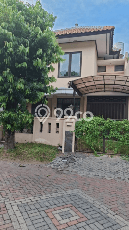 Jual Rumah Mewah Megah Dengan View Cantik di Graha, Surabaya Jual Rumah Mewah Megah Dengan View Cantik di Graha, Surabaya