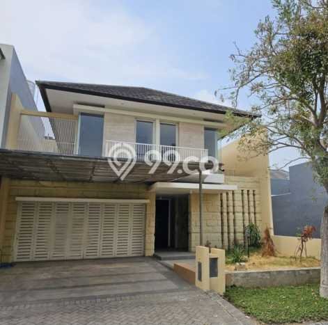 Rumah Eksklusif Siap Huni LT 300m2 di Wiyung, Surabaya Rumah Eksklusif Siap Huni LT 300m2 di Wiyung, Surabaya