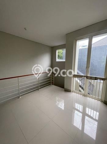Dijual Hunian Rumah Terawat 3 KT di Citraland, Surabaya Dijual Hunian Rumah Terawat 3 KT di Citraland, Surabaya
