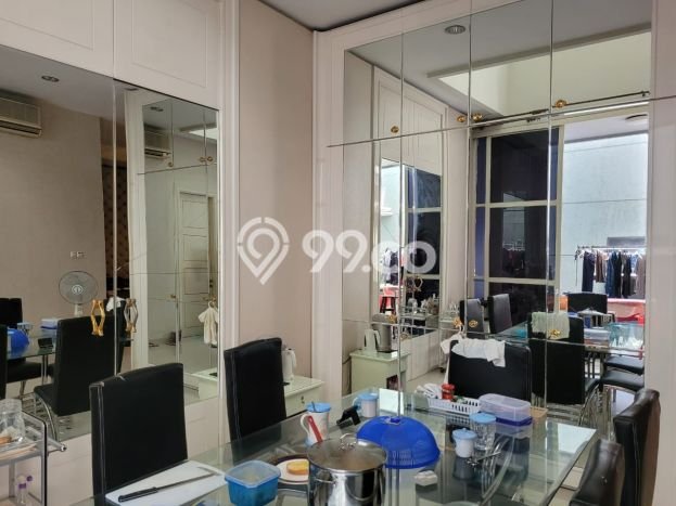 Rumah Elit Modern Siap Huni di Citraland Surabaya Rumah Elit Modern Siap Huni di Citraland Surabaya