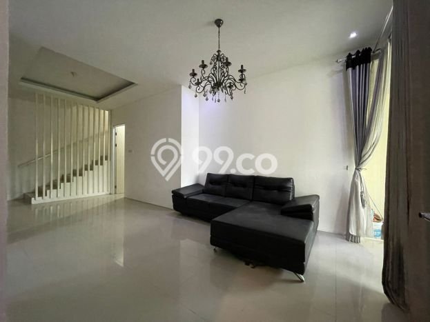Lokasi terbaik! Rumah siap huni dikontrakkan di Wiyung LB 160m2 Lokasi terbaik! Rumah siap huni dikontrakkan di Wiyung LB 160m2