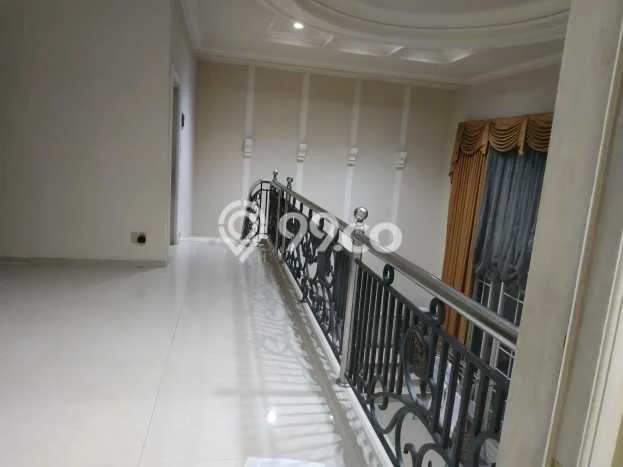 For Sale! Luxury House LT 330m2 Desain Elegan di Citraland For Sale! Luxury House LT 330m2 Desain Elegan di Citraland