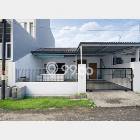 Rumah Modern Minimalis 2 KT Siap Huni di Dukuh Pakis Rumah Modern Minimalis 2 KT Siap Huni di Dukuh Pakis