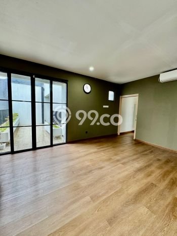 Hunian Mewah LB 180m2 Siap Pakai Desain Elegan di Citraland, Surabaya Hunian Mewah LB 180m2 Siap Pakai Desain Elegan di Citraland, Surabaya
