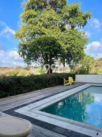 Vila Kawasan , Ukuran 550m2m², Ideal untuk beragam keperluan Vila Kawasan , Ukuran 550m2m², Ideal untuk beragam keperluan