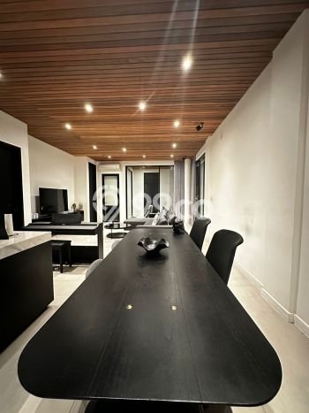 Rumah Mewah LB 300m2 Siap Pakai Desain Elegan di Pererenan, Badung Rumah Mewah LB 300m2 Siap Pakai Desain Elegan di Pererenan, Badung
