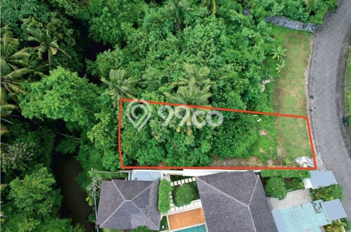 Kavling Tanah untuk Dijual di Canggu, Badung, Luas 930m2 Kavling Tanah untuk Dijual di Canggu, Badung, Luas 930m2