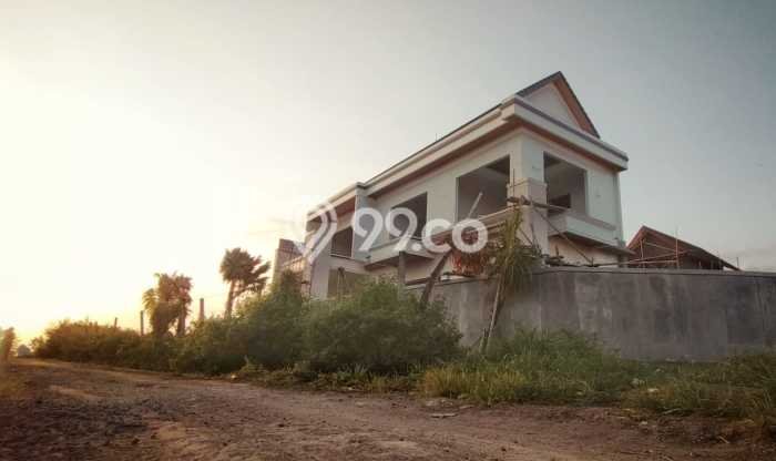 For Sale! Luxury House LT 177m2 Desain Elegan di Munggu For Sale! Luxury House LT 177m2 Desain Elegan di Munggu