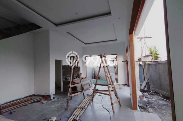 For Sale! Luxury House LT 177m2 Desain Elegan di Munggu For Sale! Luxury House LT 177m2 Desain Elegan di Munggu