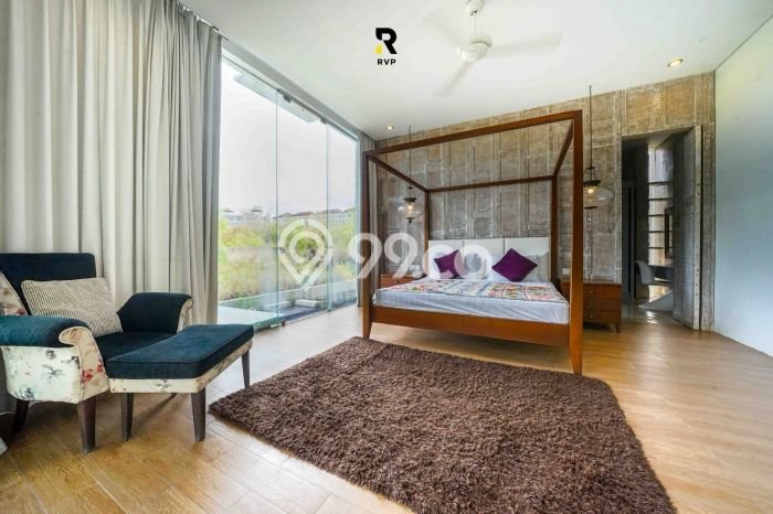 Vila Kawasan , Ukuran 550m2m², Ideal untuk beragam keperluan Vila Kawasan , Ukuran 550m2m², Ideal untuk beragam keperluan
