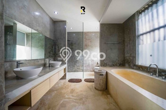 Vila Kawasan , Ukuran 550m2m², Ideal untuk beragam keperluan Vila Kawasan , Ukuran 550m2m², Ideal untuk beragam keperluan