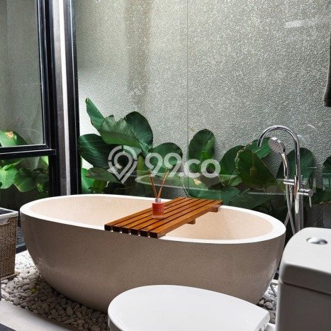HARGA TERBAIK! Vila di , Dimensi 287m2m², Area Potensial dengan nilai naik HARGA TERBAIK! Vila di , Dimensi 287m2m², Area Potensial dengan nilai naik