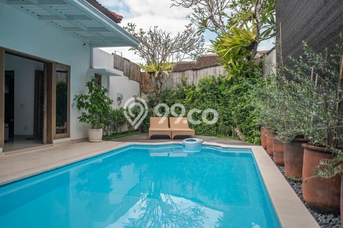 Hunian Berkualitas! Vila Kawasan Kerobokan, Area 290m², Lingkungan Asri dan tenang Hunian Berkualitas! Vila Kawasan Kerobokan, Area 290m², Lingkungan Asri dan tenang