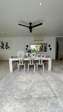 Vila Kawasan , Ukuran 250m2m², Area Potensial untuk bisnis Vila Kawasan , Ukuran 250m2m², Area Potensial untuk bisnis