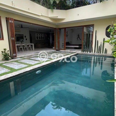 Vila Kawasan , Ukuran 250m2m², Area Potensial untuk bisnis Vila Kawasan , Ukuran 250m2m², Area Potensial untuk bisnis