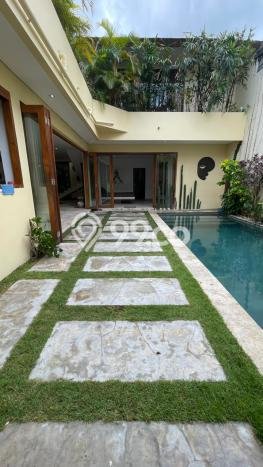 Vila Kawasan , Ukuran 250m2m², Area Potensial untuk bisnis Vila Kawasan , Ukuran 250m2m², Area Potensial untuk bisnis