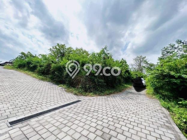 Tanah Dijual di Badung Seluas 1036m2 Strategis Tanah Dijual di Badung Seluas 1036m2 Strategis