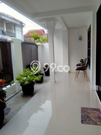 Siap Huni Rumah Mewah 4 Kamar di Ciputat Dekat ke Mana Saja Siap Huni Rumah Mewah 4 Kamar di Ciputat Dekat ke Mana Saja