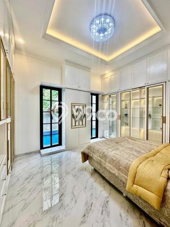 Jual Rumah Luas Elegan Dengan View Cantik di Pondok Indah, Jakarta Selatan Jual Rumah Luas Elegan Dengan View Cantik di Pondok Indah, Jakarta Selatan