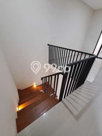 For Sale Hunian Rumah Nyaman 3 Kamar di BSD Nusaloka, Tangerang For Sale Hunian Rumah Nyaman 3 Kamar di BSD Nusaloka, Tangerang