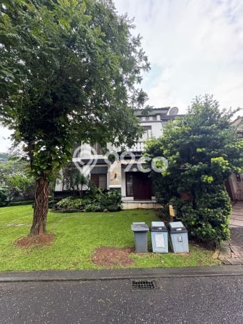 Rumah Mewah Dijual LT 440m2 di BSD, Tangerang Selatan Rumah Mewah Dijual LT 440m2 di BSD, Tangerang Selatan