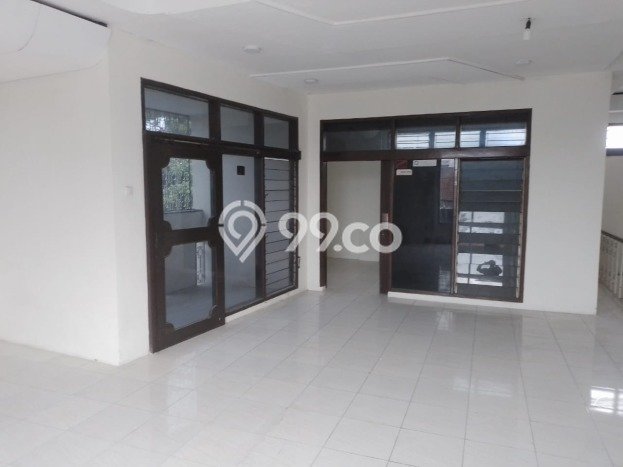Ruko disewakan lokasi strategis Andir Bandung 253m2 Ruko disewakan lokasi strategis Andir Bandung 253m2