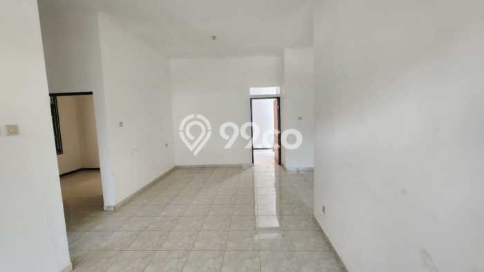 Lokasi terbaik! Rumah siap huni disewakan di Antapani LB 140m2 Lokasi terbaik! Rumah siap huni disewakan di Antapani LB 140m2