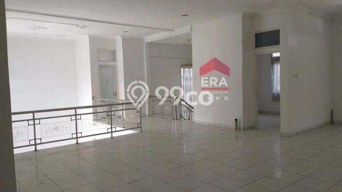 Rumah Luxury Modern Siap Huni di Surya Sumantri Bandung Rumah Luxury Modern Siap Huni di Surya Sumantri Bandung