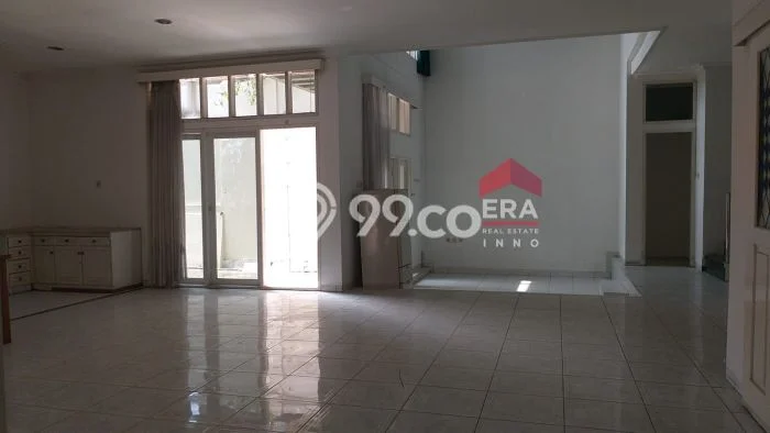 Rumah Luxury Modern Siap Huni di Surya Sumantri Bandung Rumah Luxury Modern Siap Huni di Surya Sumantri Bandung