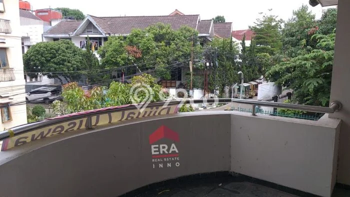 Rumah Luxury Modern Siap Huni di Surya Sumantri Bandung Rumah Luxury Modern Siap Huni di Surya Sumantri Bandung