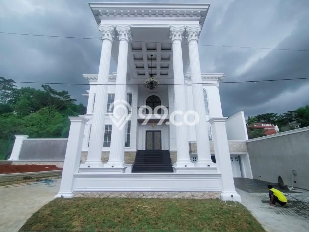 Rumah Luxury Modern Tanpa Renovasi di Sentul City Bogor Rumah Luxury Modern Tanpa Renovasi di Sentul City Bogor