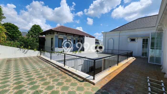 Rumah Luxury Modern Siap Huni di Sentul City Bogor Rumah Luxury Modern Siap Huni di Sentul City Bogor
