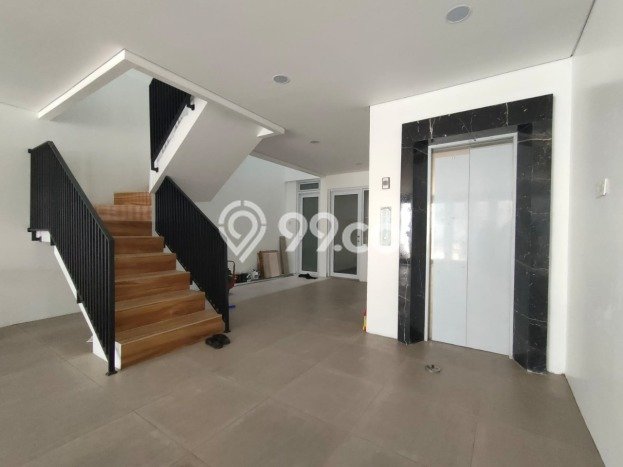 Dijual Rumah Luas Elegan Dengan View Cantik di Sentul City, Bogor Dijual Rumah Luas Elegan Dengan View Cantik di Sentul City, Bogor