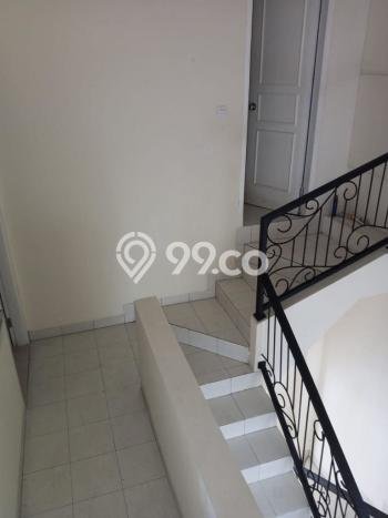 Rumah Elit Modern Tanpa Renovasi di Sentul City Bogor Rumah Elit Modern Tanpa Renovasi di Sentul City Bogor