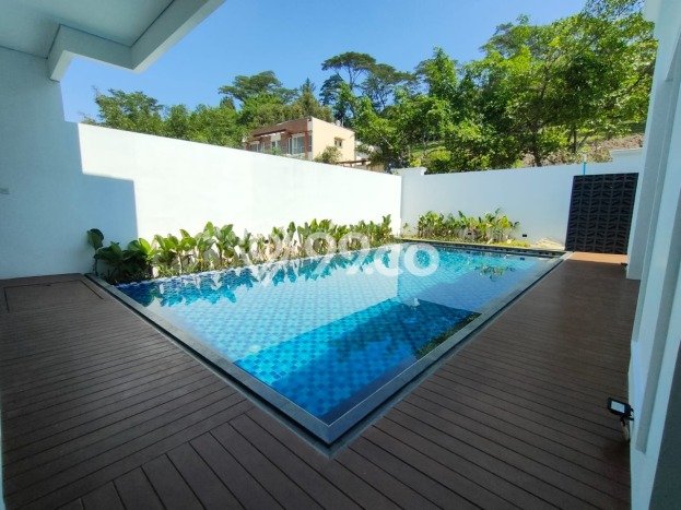 Rumah Elit Modern Tanpa Renovasi di Sentul City Bogor Rumah Elit Modern Tanpa Renovasi di Sentul City Bogor