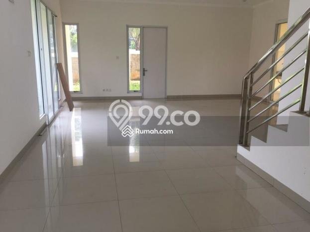 Rumah Elit Modern Tanpa Renovasi di Sentul City Bogor Rumah Elit Modern Tanpa Renovasi di Sentul City Bogor